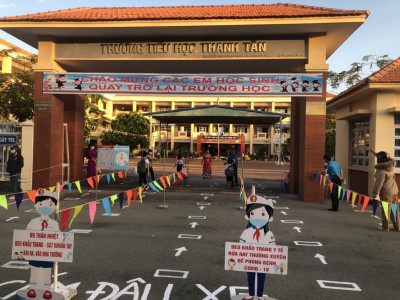 HỌC SINH ĐI HỌC TRỞ LẠI VÀO NGÀY 7/2/2022 SAU THỜI GIAN NGHỈ DỊCH