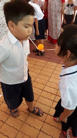 HỌC SINH THAM GIA TRÒ CHƠI