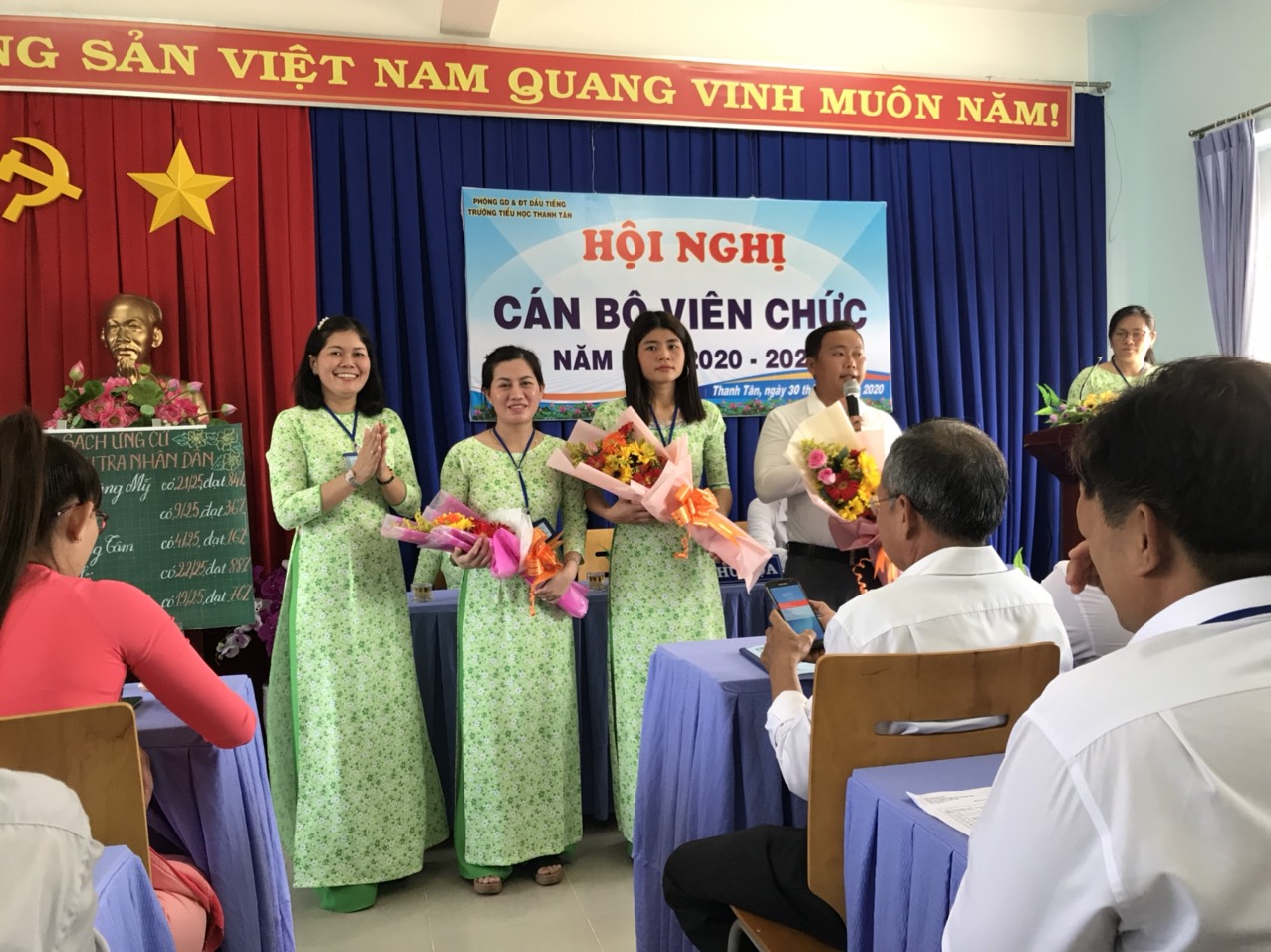 z2152051221371 dbd7082ae07e9277987241324b4ecae7