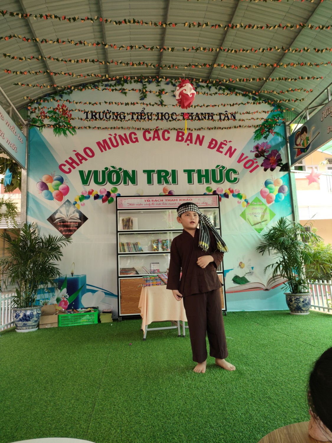 Kể chuyện theo sách nhằm hưởng ứng Kỷ niệm 40 năm ngày Nhà giáo Việt Nam (20/11/1982 - 20/11/2022)