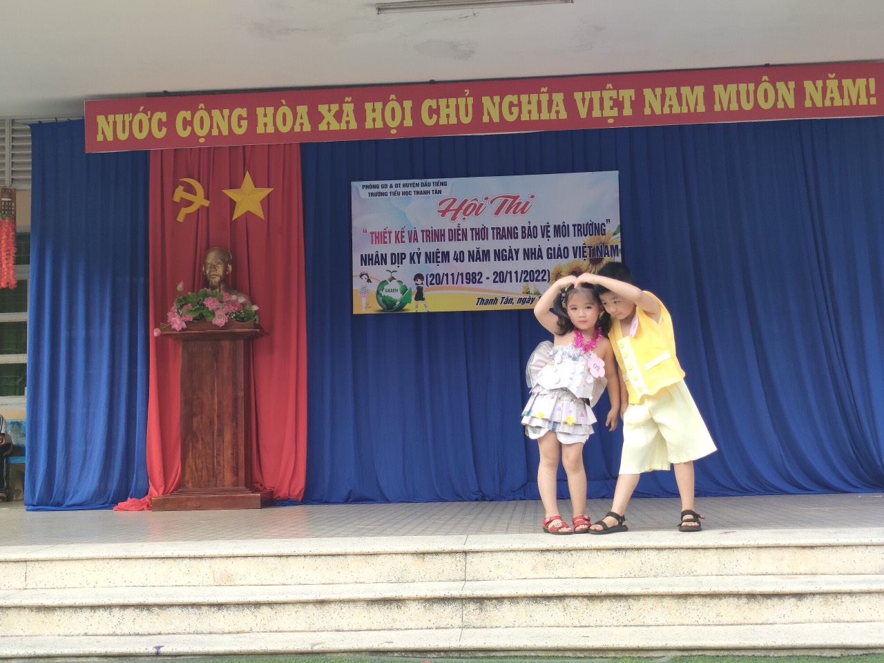 z3887408082996 ebbd170a12e39be2e8a79d17c84b83aa